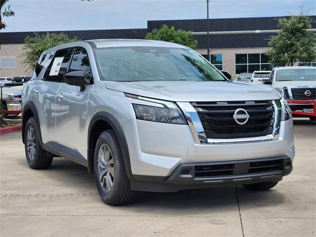 new 2025 Nissan Pathfinder car, priced at $40,360