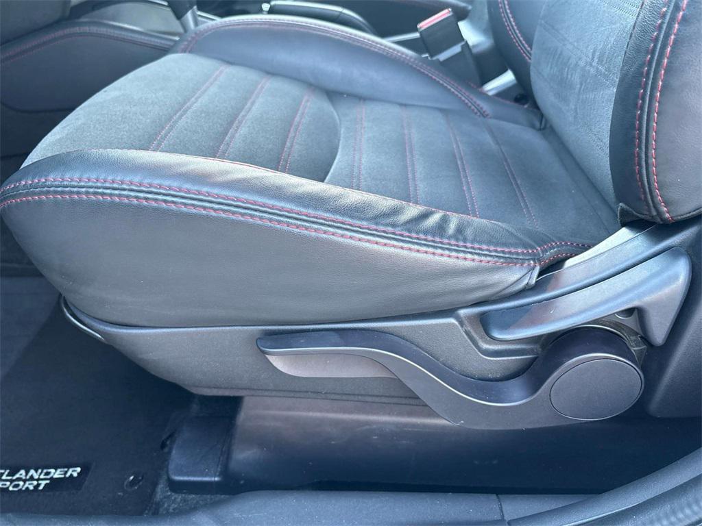 used 2024 Mitsubishi Outlander Sport car, priced at $18,295
