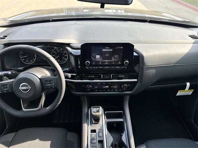 new 2025 Nissan Pathfinder car, priced at $33,657