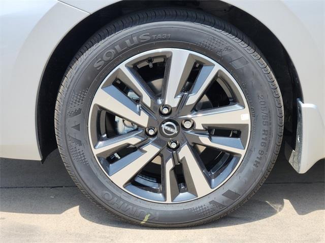 new 2025 Nissan Versa car, priced at $16,058