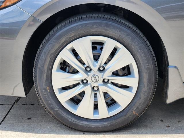 new 2025 Nissan Sentra car, priced at $17,166