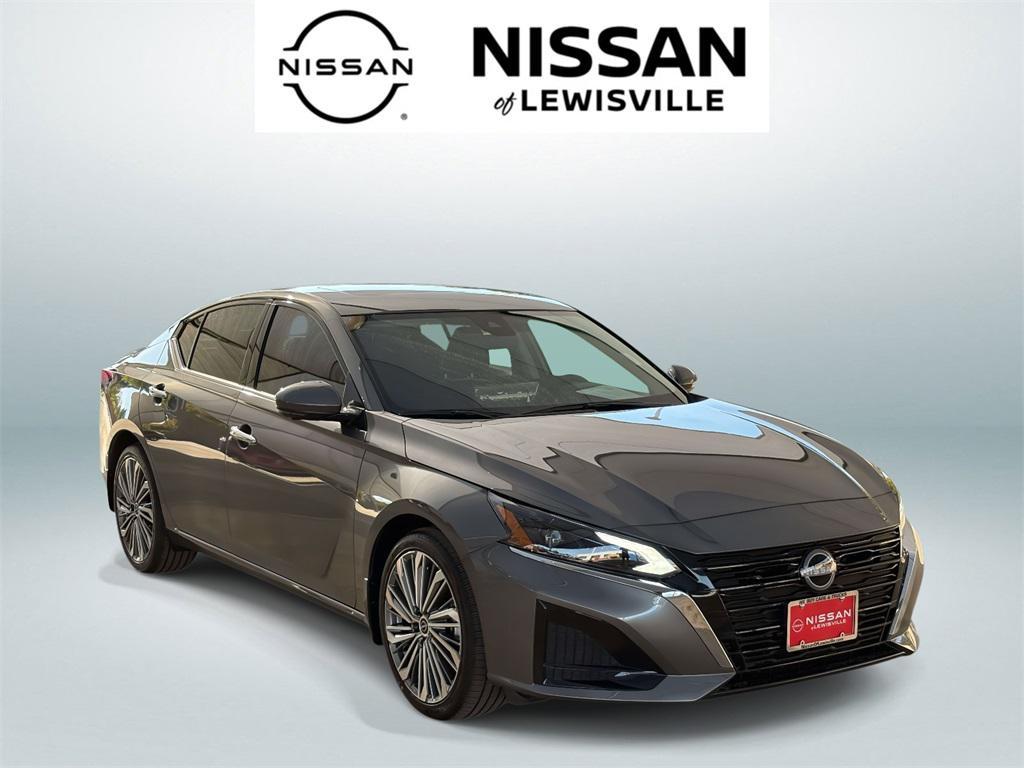 new 2025 Nissan Altima car, priced at $28,585
