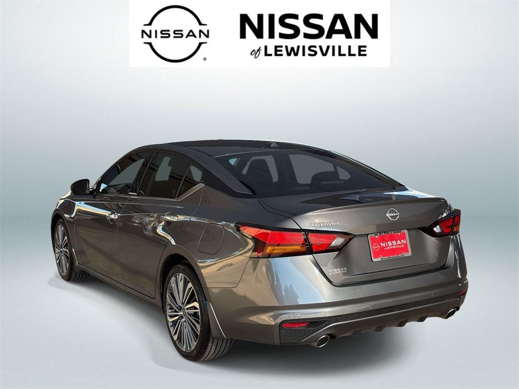new 2025 Nissan Altima car, priced at $28,585