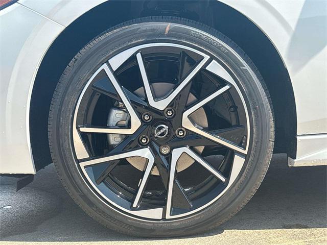 new 2025 Nissan Sentra car, priced at $18,728