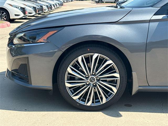 new 2025 Nissan Altima car, priced at $28,613