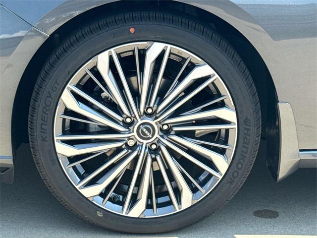 new 2025 Nissan Altima car, priced at $28,613