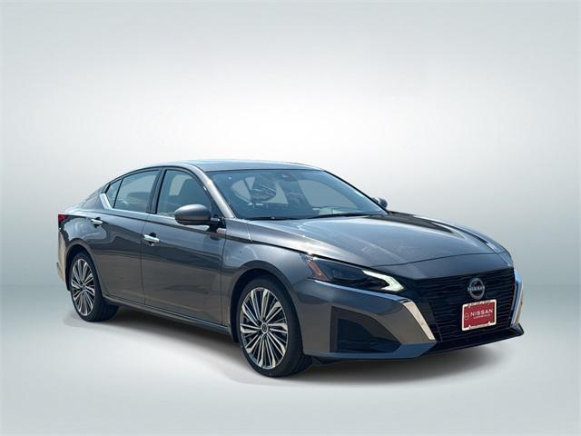 new 2025 Nissan Altima car, priced at $28,613