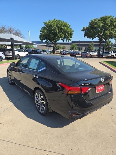 new 2025 Nissan Altima car, priced at $28,558