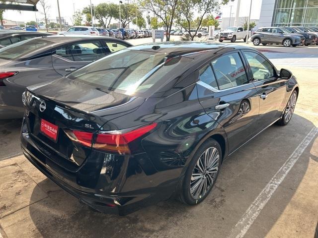 new 2025 Nissan Altima car, priced at $28,558