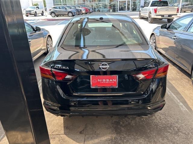 new 2025 Nissan Altima car, priced at $28,558