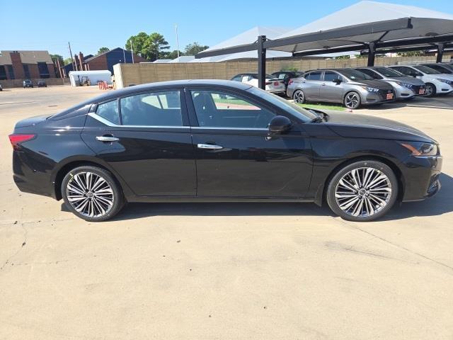 new 2025 Nissan Altima car, priced at $28,558