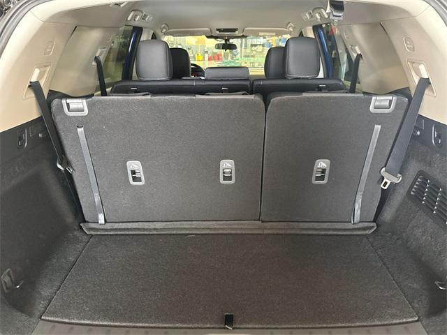 new 2025 Nissan Pathfinder car, priced at $33,657