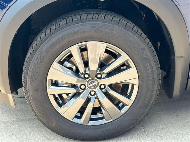 new 2025 Nissan Pathfinder car, priced at $33,657