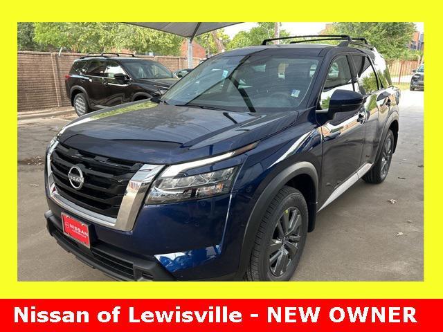 new 2025 Nissan Pathfinder car, priced at $34,905