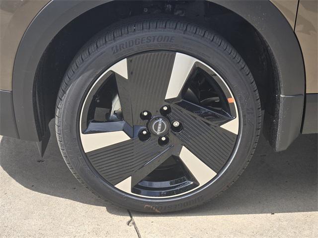 new 2025 Nissan Kicks car, priced at $28,238