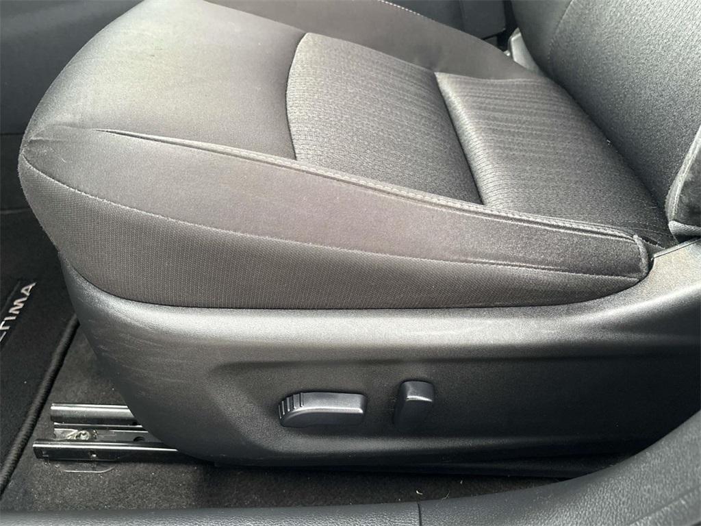 used 2022 Nissan Altima car, priced at $19,240