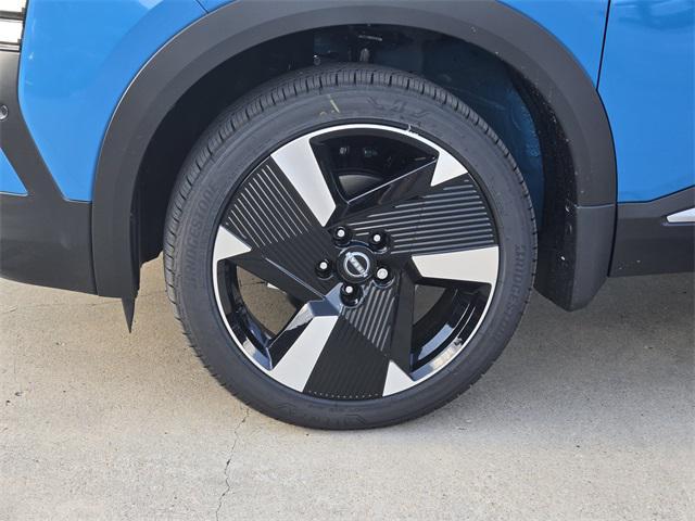 new 2025 Nissan Kicks car, priced at $27,913