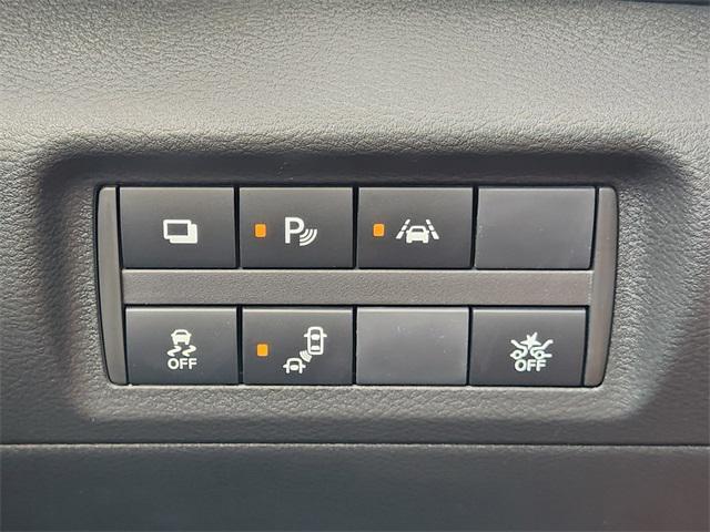 new 2025 Nissan Kicks car, priced at $21,047
