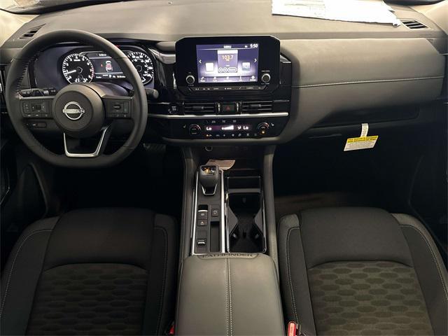 new 2025 Nissan Pathfinder car, priced at $31,556
