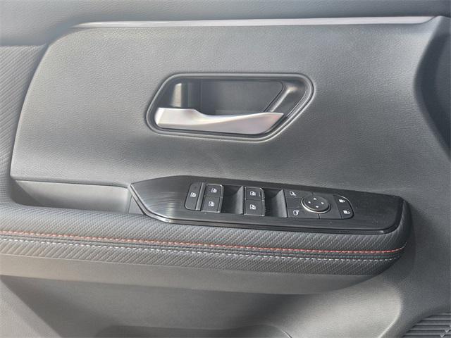 new 2025 Nissan Kicks car, priced at $26,630
