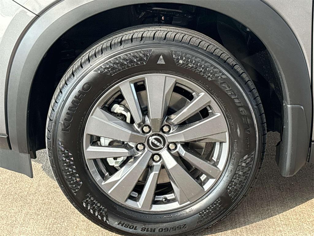 new 2025 Nissan Pathfinder car, priced at $29,414