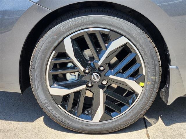 new 2025 Nissan Versa car, priced at $17,664