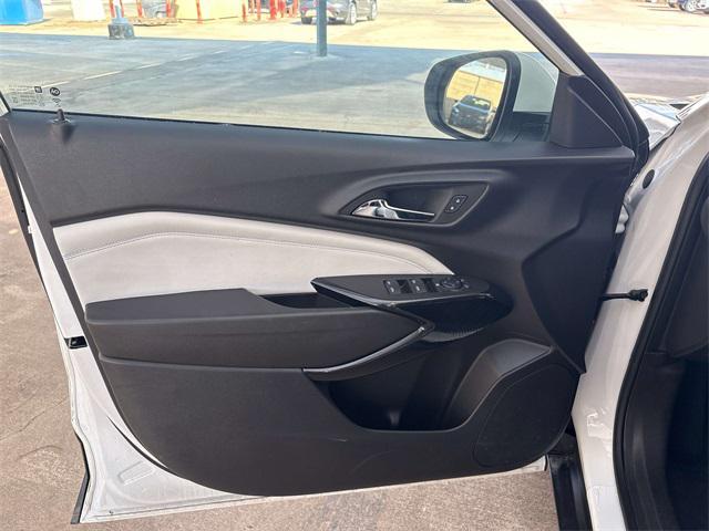 used 2024 Chevrolet Trax car, priced at $18,975