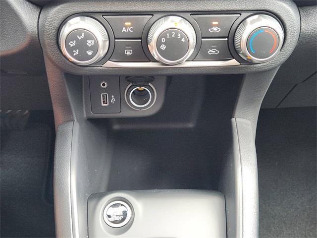 new 2025 Nissan Kicks car, priced at $23,014