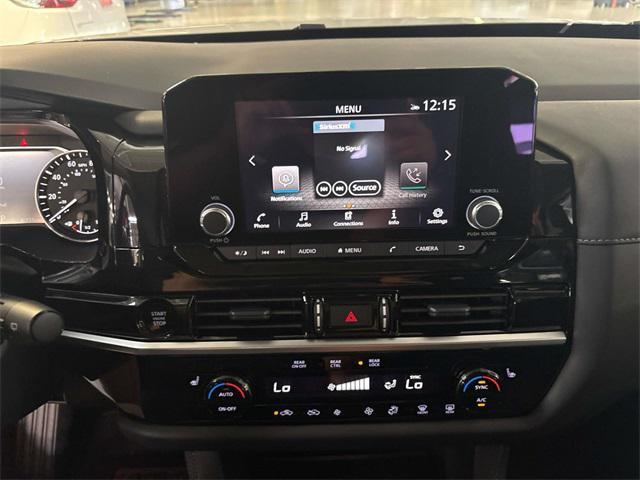 new 2025 Nissan Pathfinder car, priced at $31,584