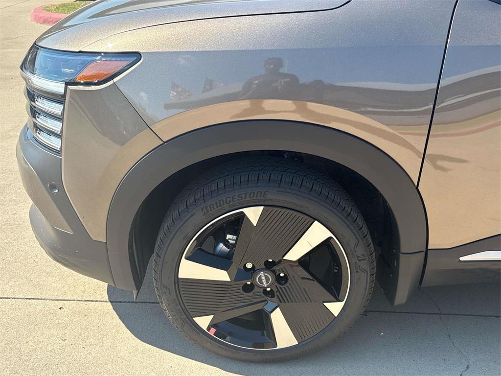 new 2026 Nissan Kicks car, priced at $27,895