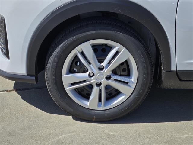 new 2025 Nissan Kicks car, priced at $21,561