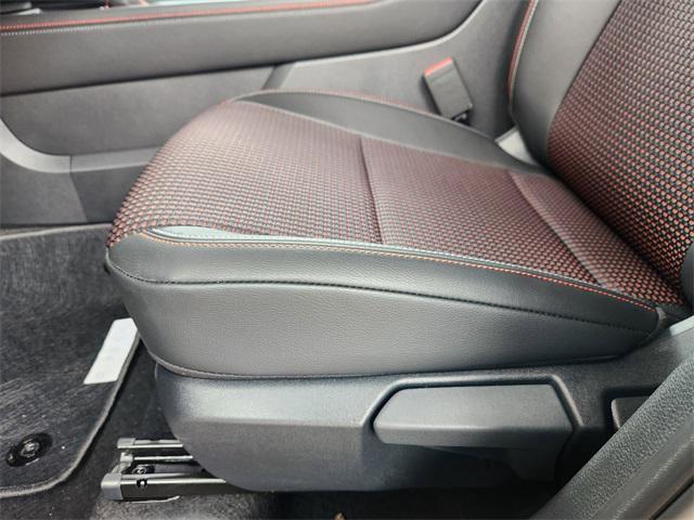 new 2025 Nissan Kicks car, priced at $27,241