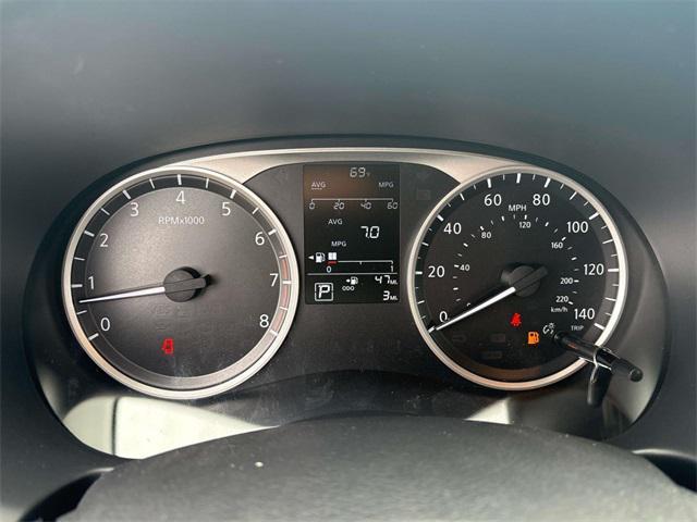 new 2025 Nissan Kicks car, priced at $18,025