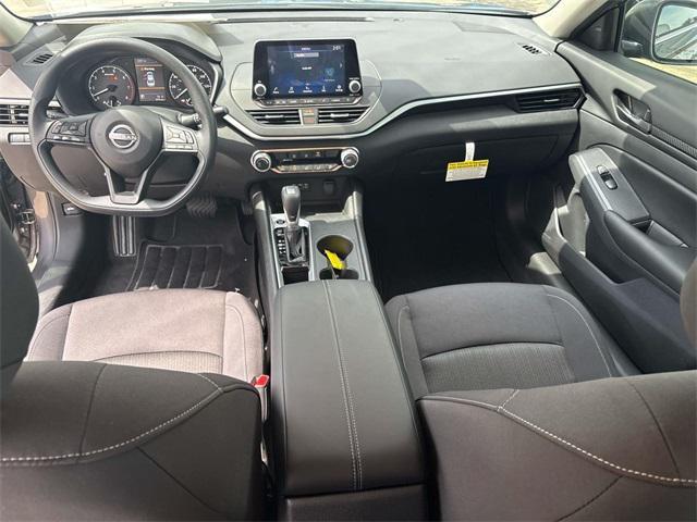 new 2025 Nissan Altima car, priced at $22,401