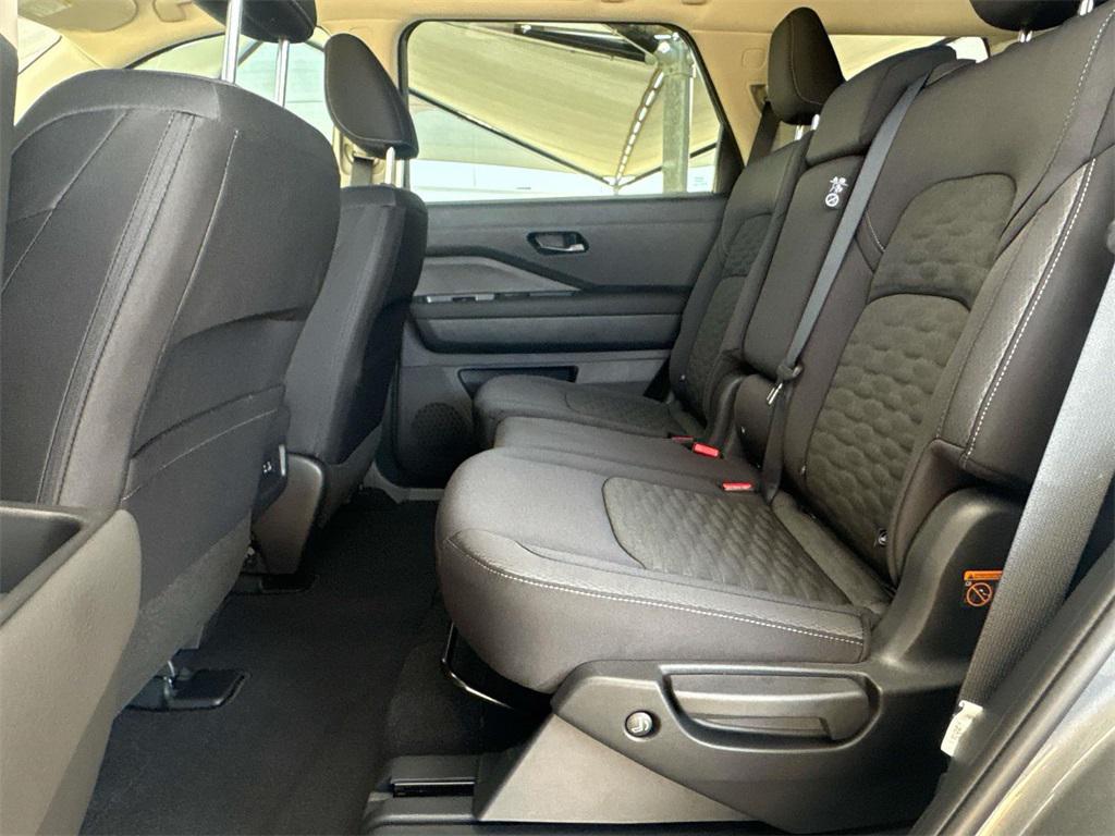 new 2025 Nissan Pathfinder car, priced at $29,732