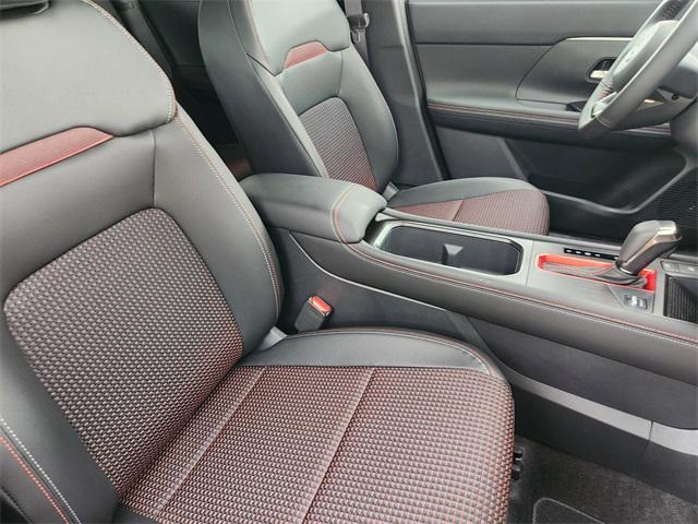 new 2025 Nissan Kicks car, priced at $27,258