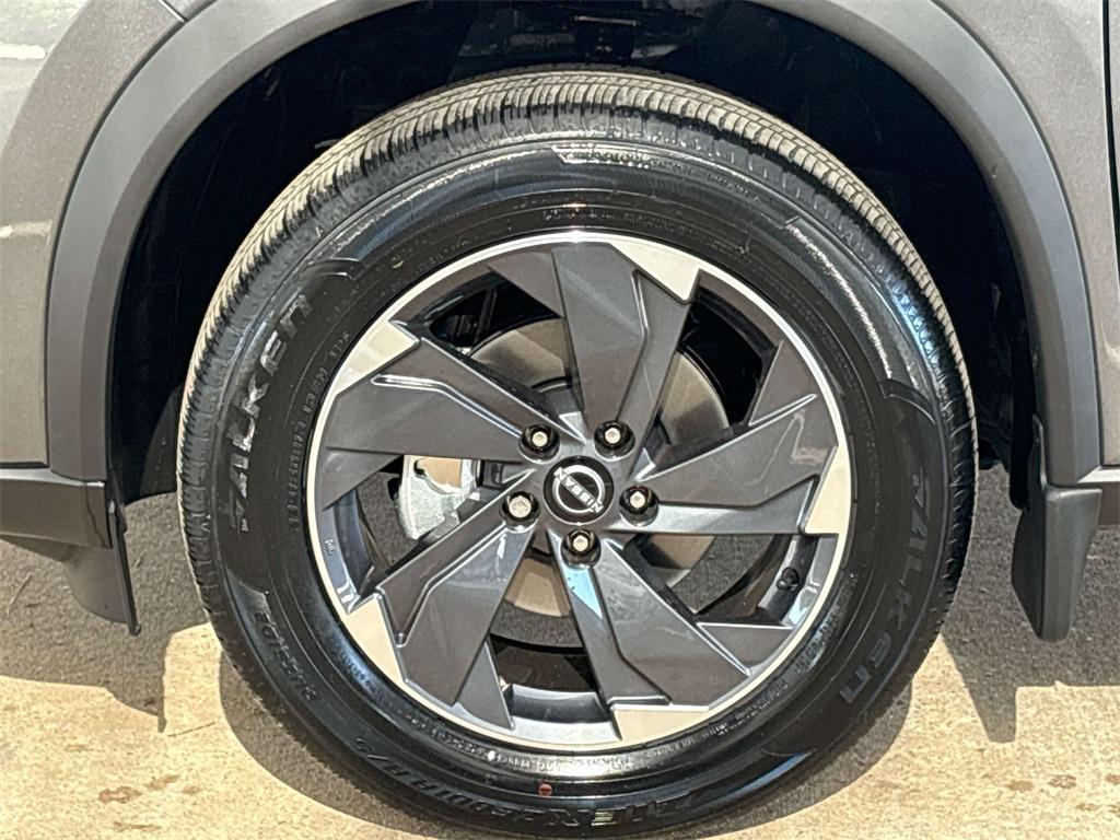 new 2026 Nissan Rogue car, priced at $27,158