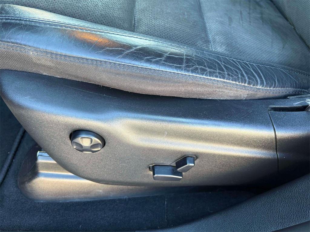 used 2020 Jeep Grand Cherokee car, priced at $16,466