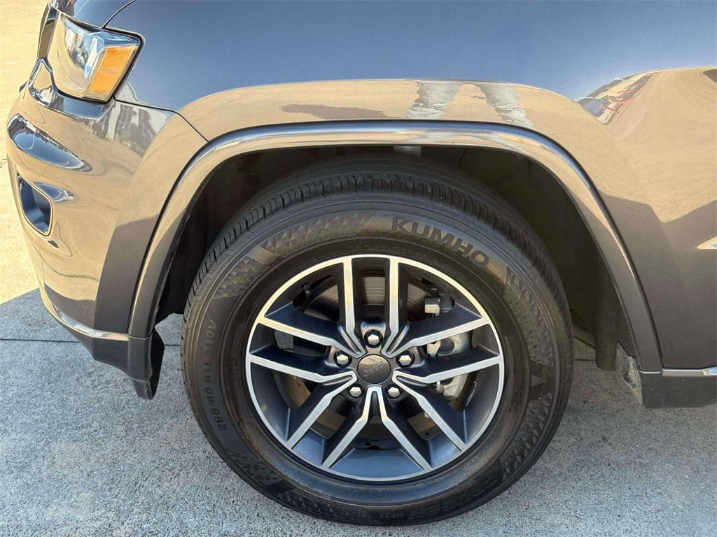 used 2020 Jeep Grand Cherokee car, priced at $16,466