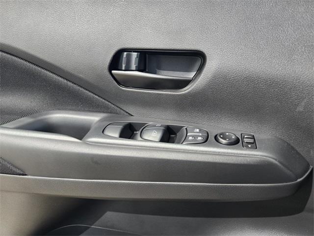 new 2025 Nissan Kicks car, priced at $19,004