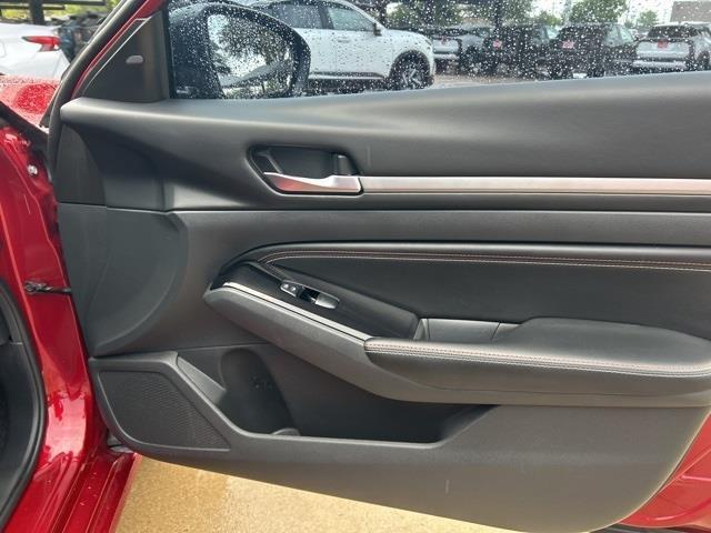 used 2023 Nissan Altima car, priced at $21,795