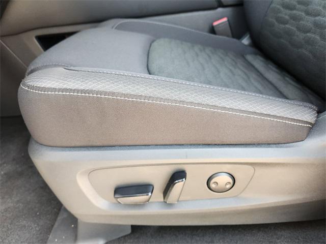 new 2025 Nissan Pathfinder car, priced at $35,718