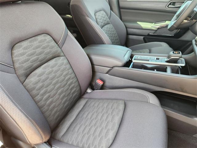 new 2025 Nissan Pathfinder car, priced at $35,718
