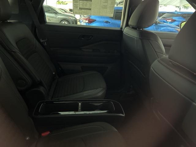 new 2025 Nissan Pathfinder car, priced at $42,662