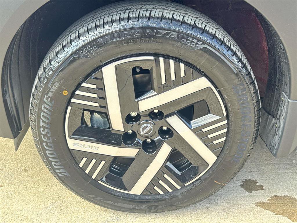 new 2026 Nissan Kicks car, priced at $24,512