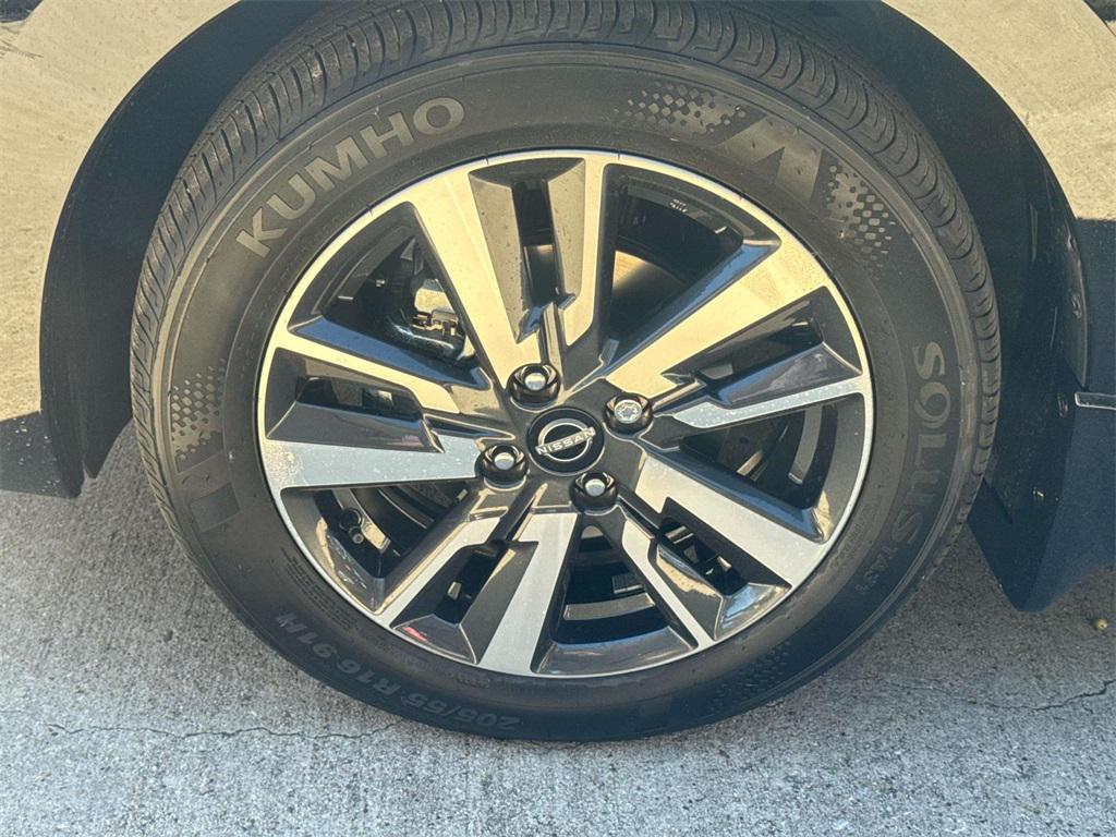 new 2025 Nissan Versa car, priced at $18,535