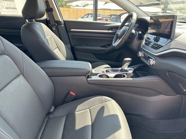 new 2025 Nissan Altima car, priced at $29,048