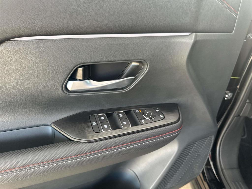 new 2026 Nissan Kicks car, priced at $27,895