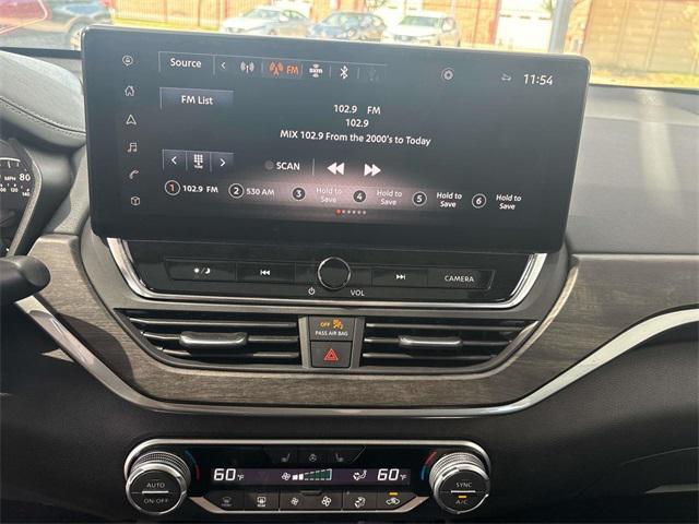 used 2023 Nissan Altima car, priced at $17,212