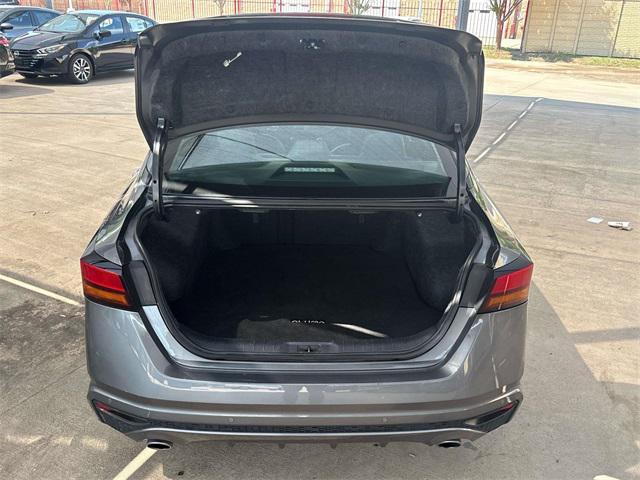 used 2023 Nissan Altima car, priced at $17,212